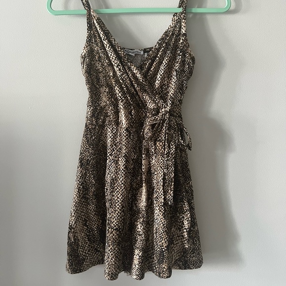 🟥SOLD🟥 - Picture 1 of 3